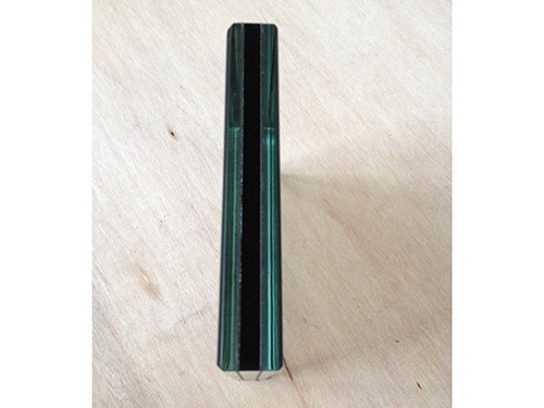 夹胶焗油玻璃批发